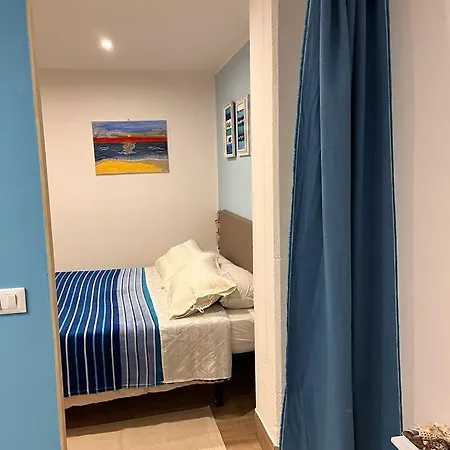 New Stab100 Meters From The Sea